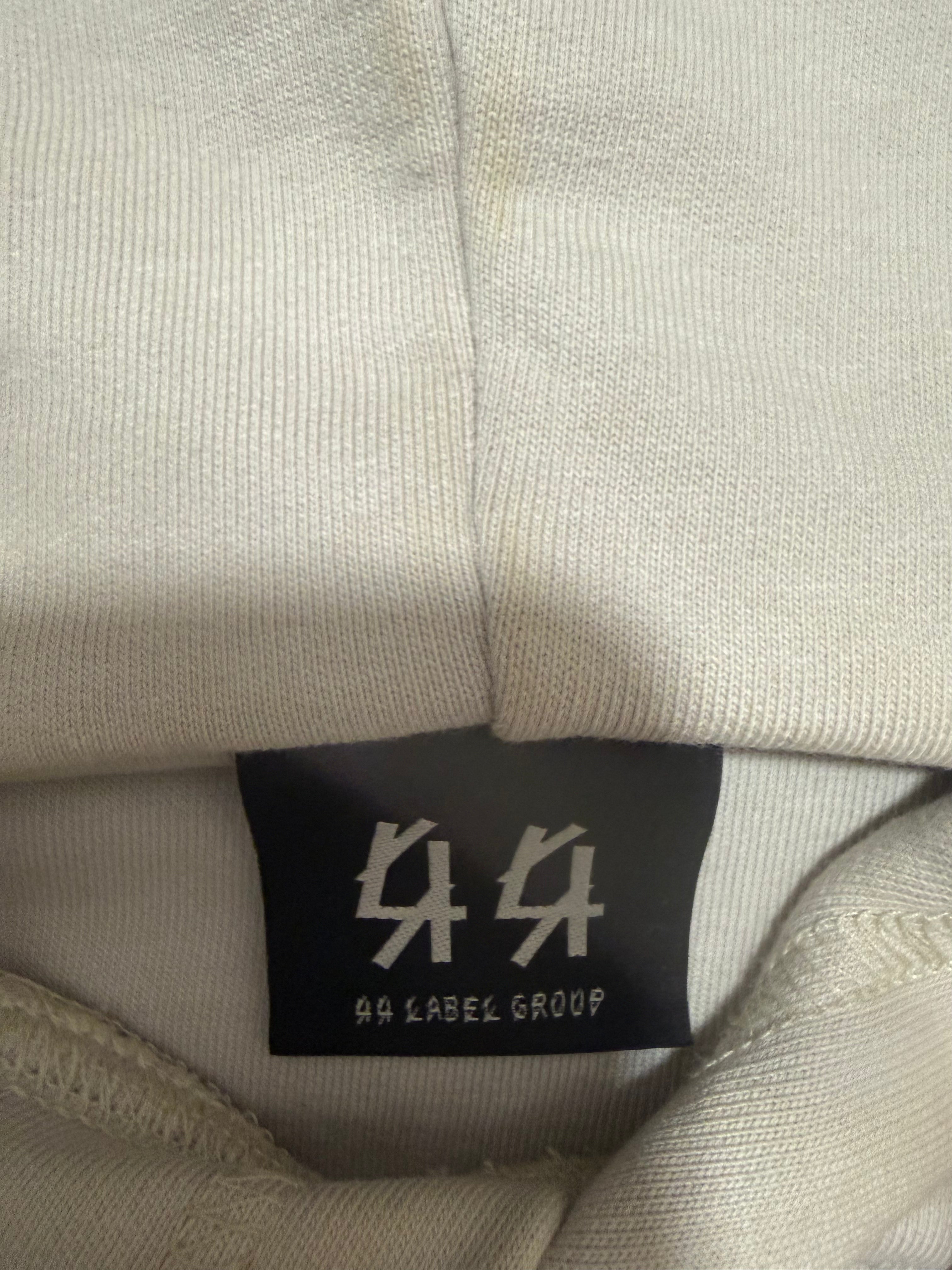 Sweat shirt