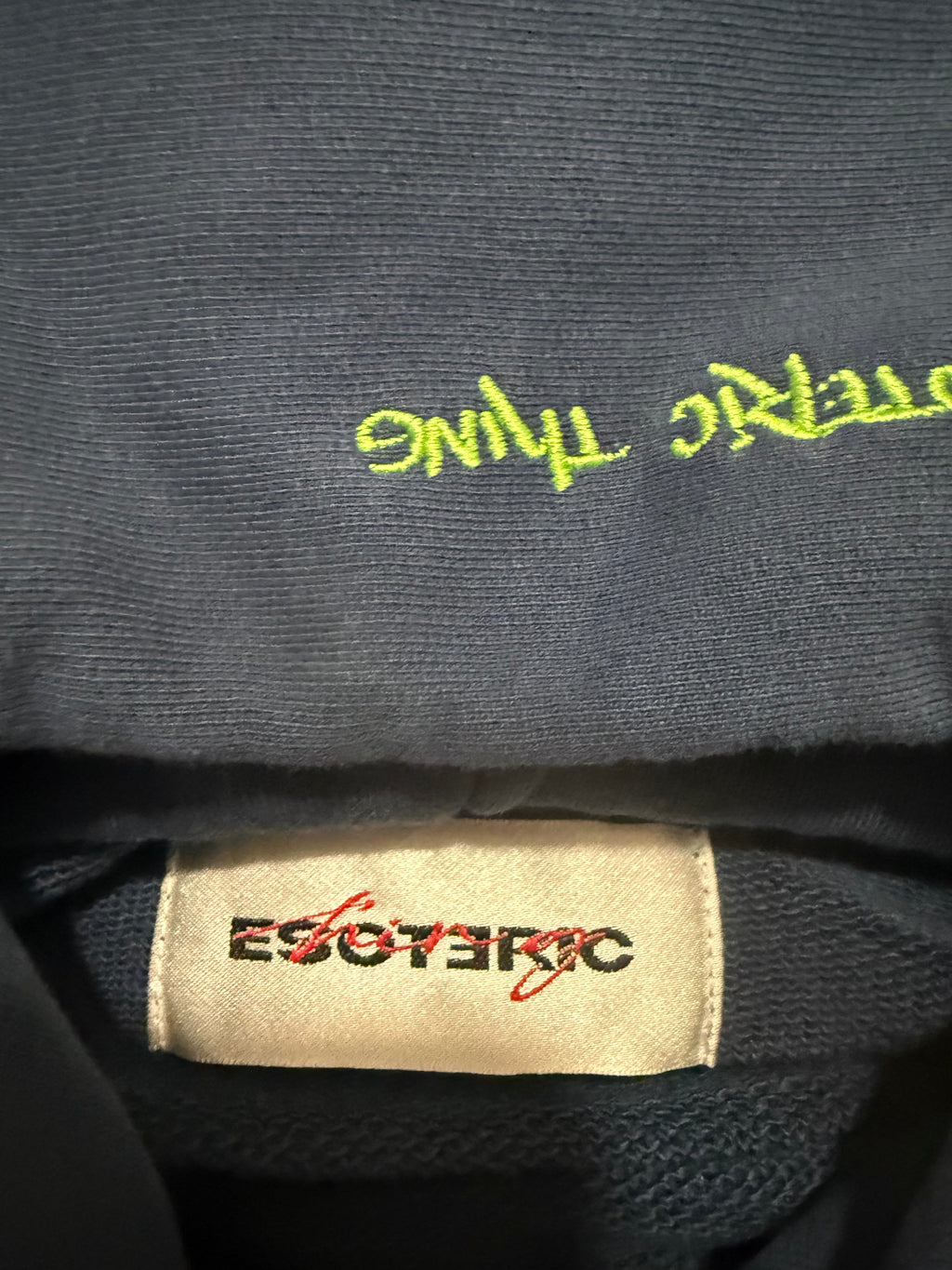 Sweat shirt